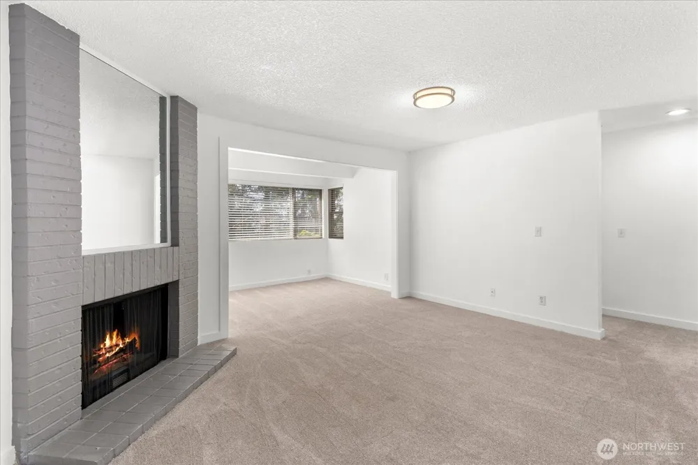12517 NE 23rd Place #A3 Bellevue, WA 98005