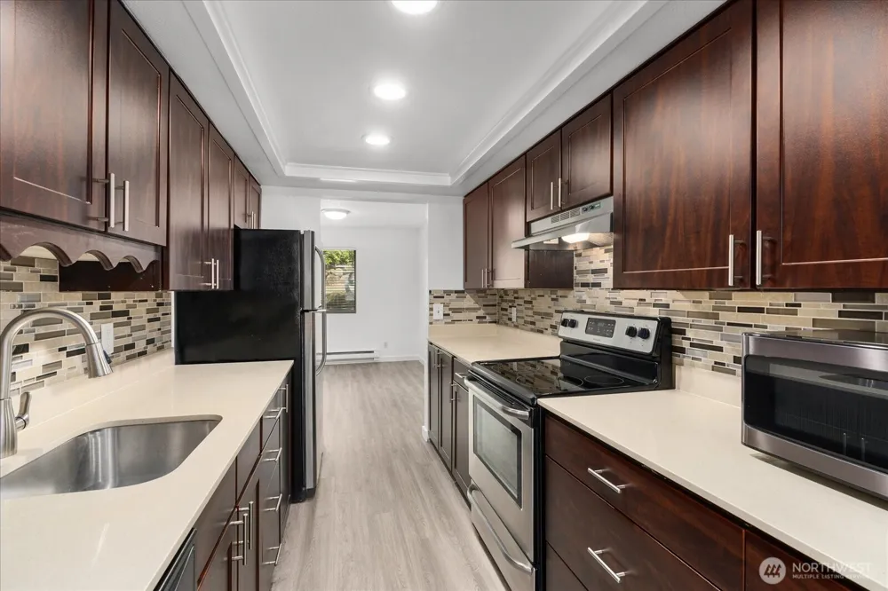 12517 NE 23rd Place #A3 Bellevue, WA 98005