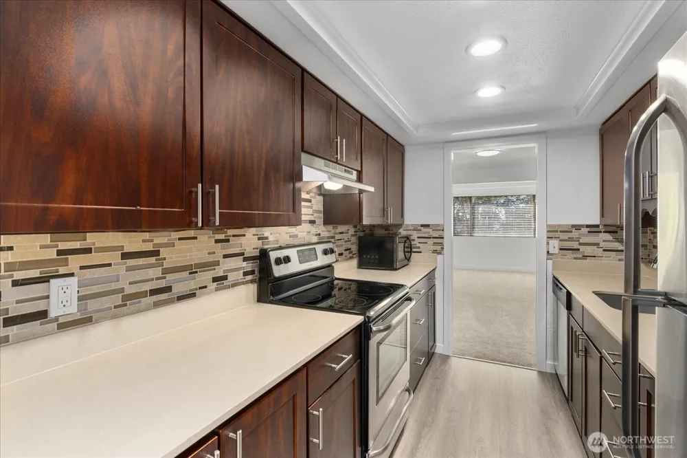 12517 NE 23rd Place #A3 Bellevue, WA 98005