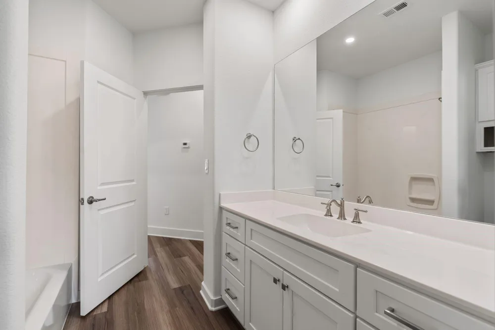 2112 Fm 3186 D4 #D4 Onalaska, TX 77360