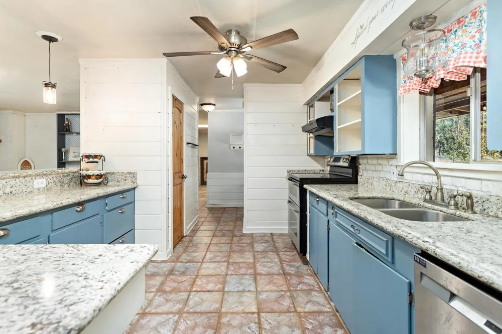 11933 Fm 777 Jasper, TX 75951