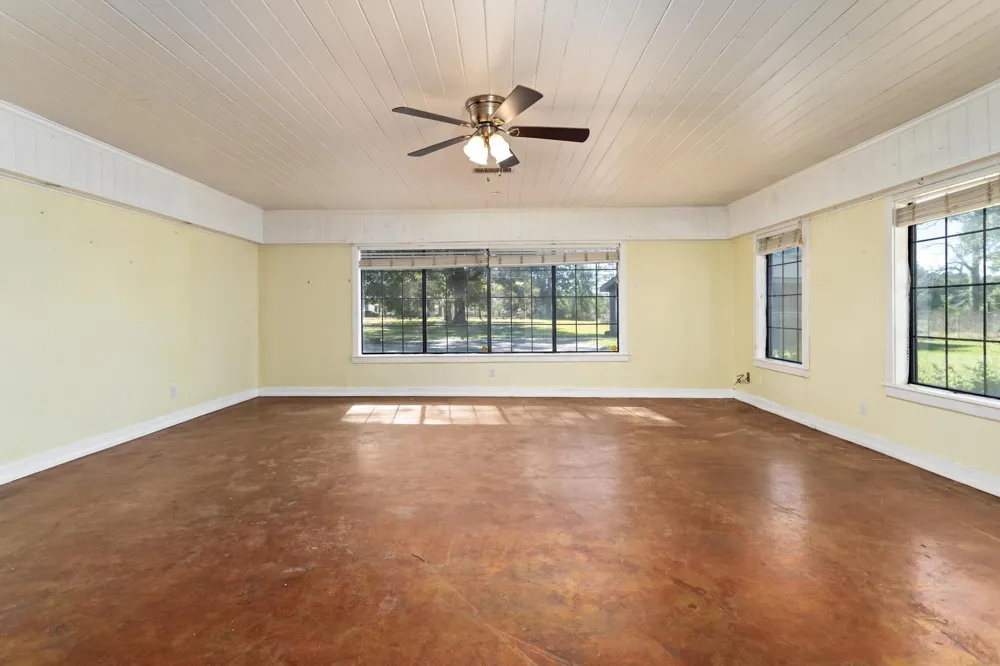 11933 Fm 777 Jasper, TX 75951