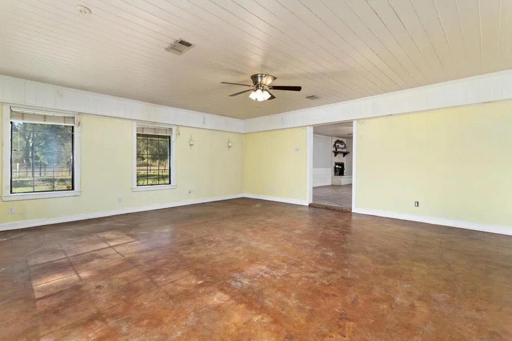 11933 Fm 777 Jasper, TX 75951