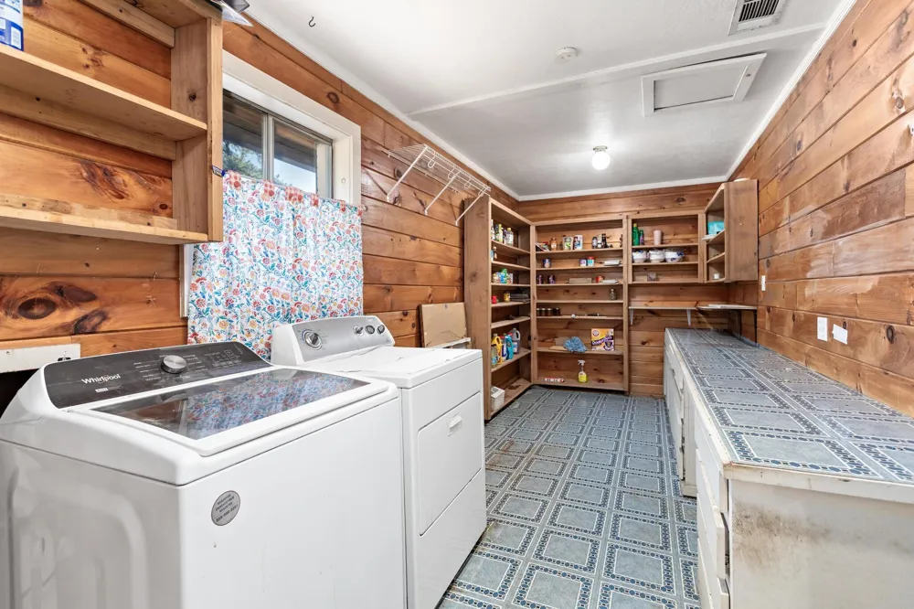 11933 Fm 777 Jasper, TX 75951