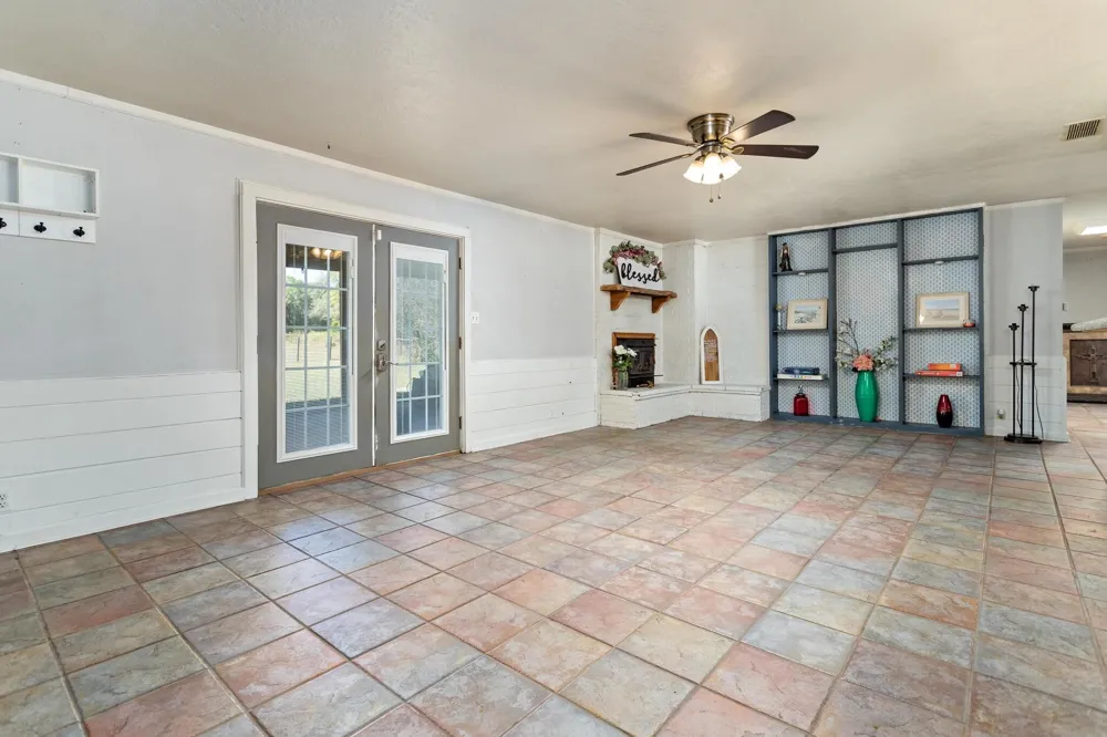 11933 Fm 777 Jasper, TX 75951