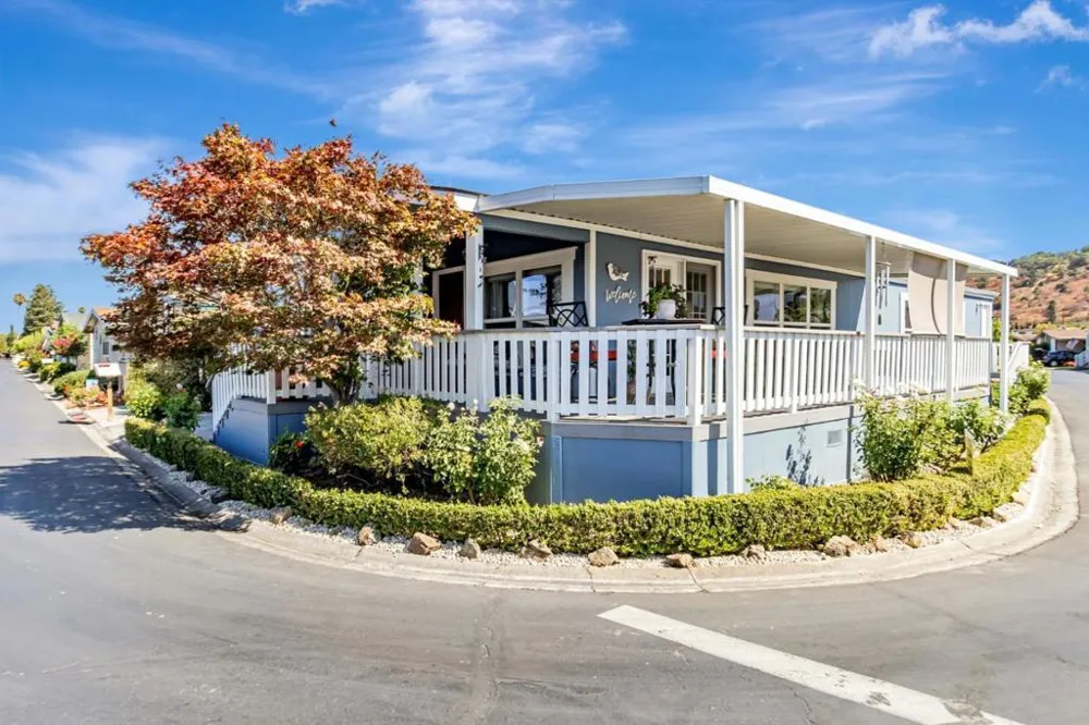 854 Villa Teresa Way