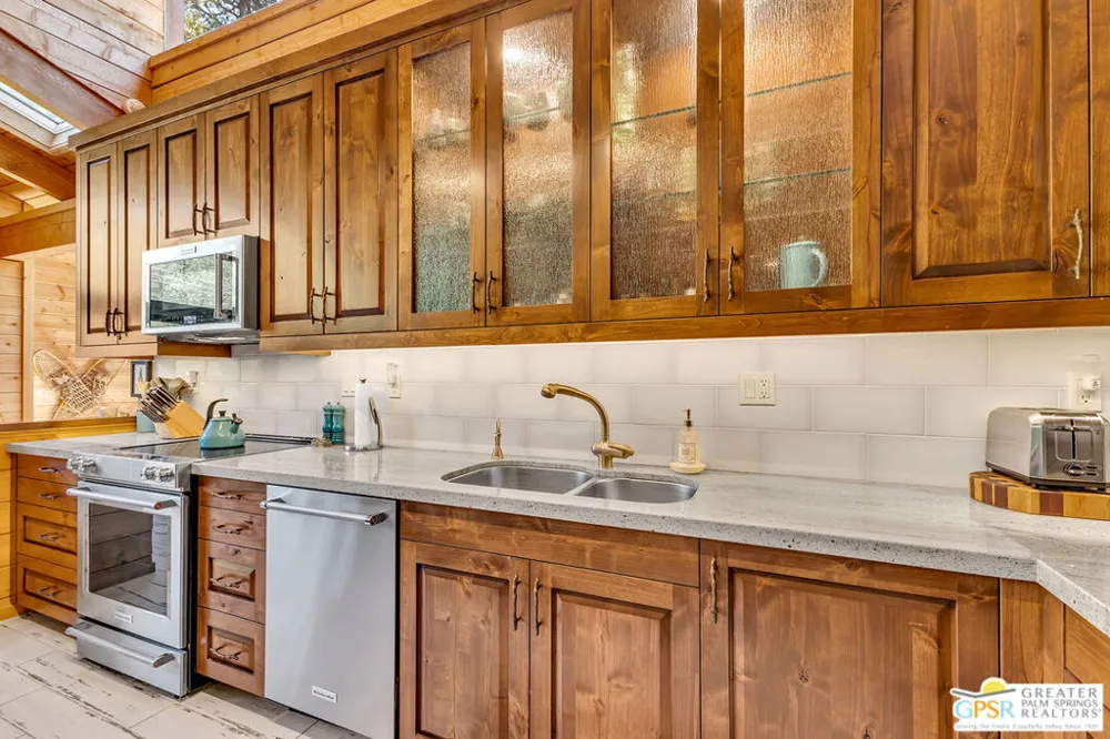 24924 Fern Valley Road Idyllwild, CA 92549
