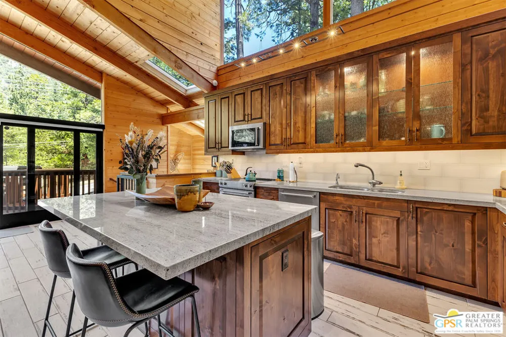 24924 Fern Valley Road Idyllwild, CA 92549