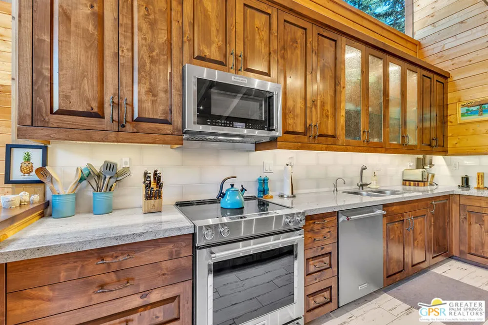 24924 Fern Valley Road Idyllwild, CA 92549