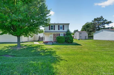 2824 Roundtree Drive