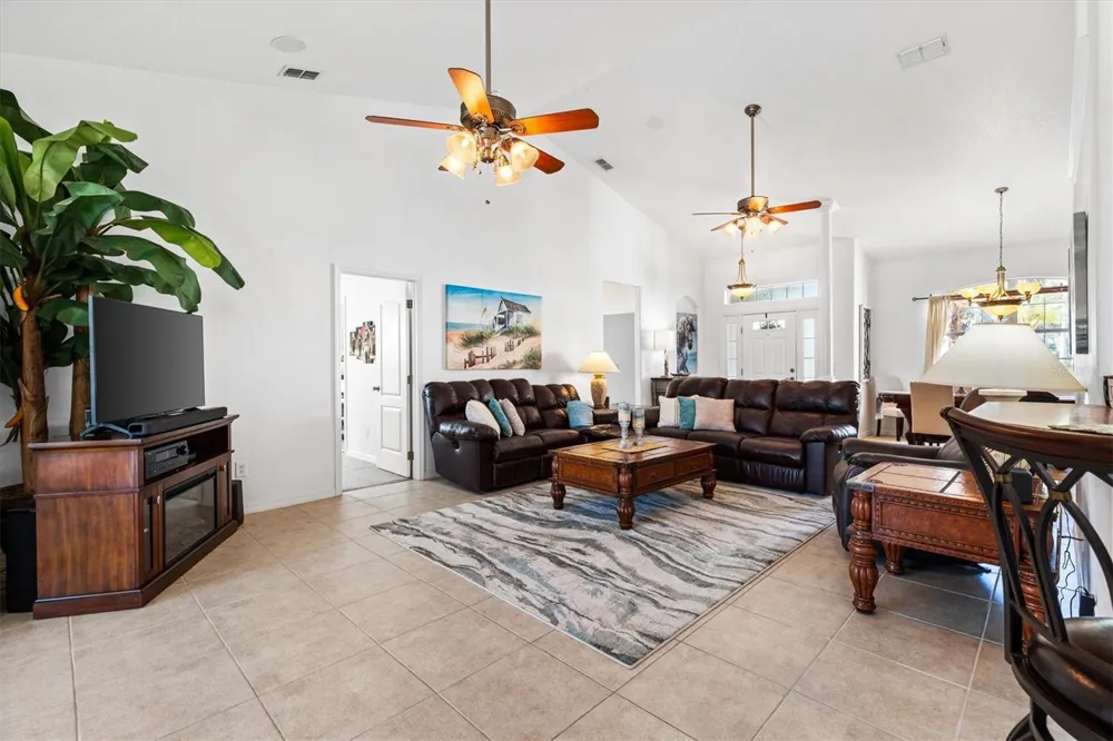 12107 EAGLE POINT COURT Leesburg, FL 34788
