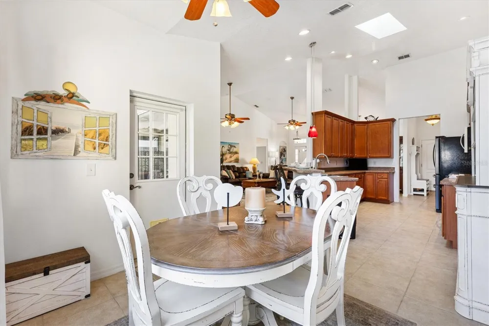 12107 EAGLE POINT COURT Leesburg, FL 34788