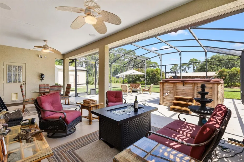 12107 EAGLE POINT COURT Leesburg, FL 34788