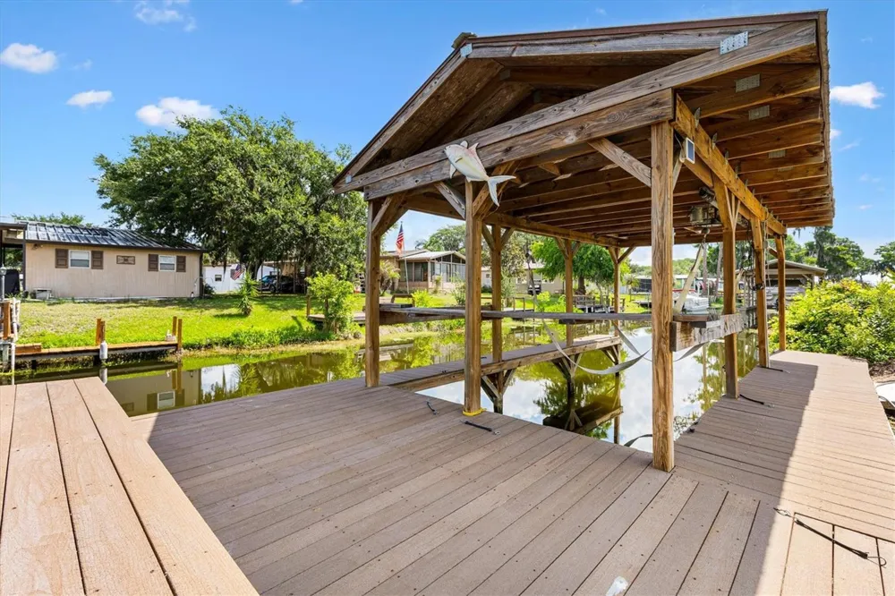 12107 EAGLE POINT COURT Leesburg, FL 34788