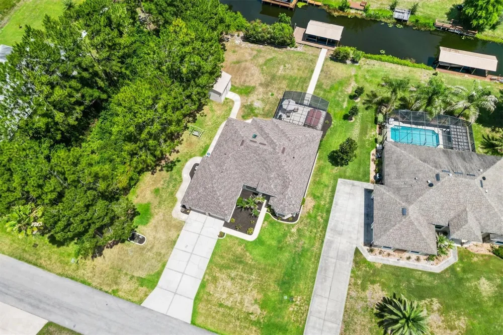 12107 EAGLE POINT COURT Leesburg, FL 34788