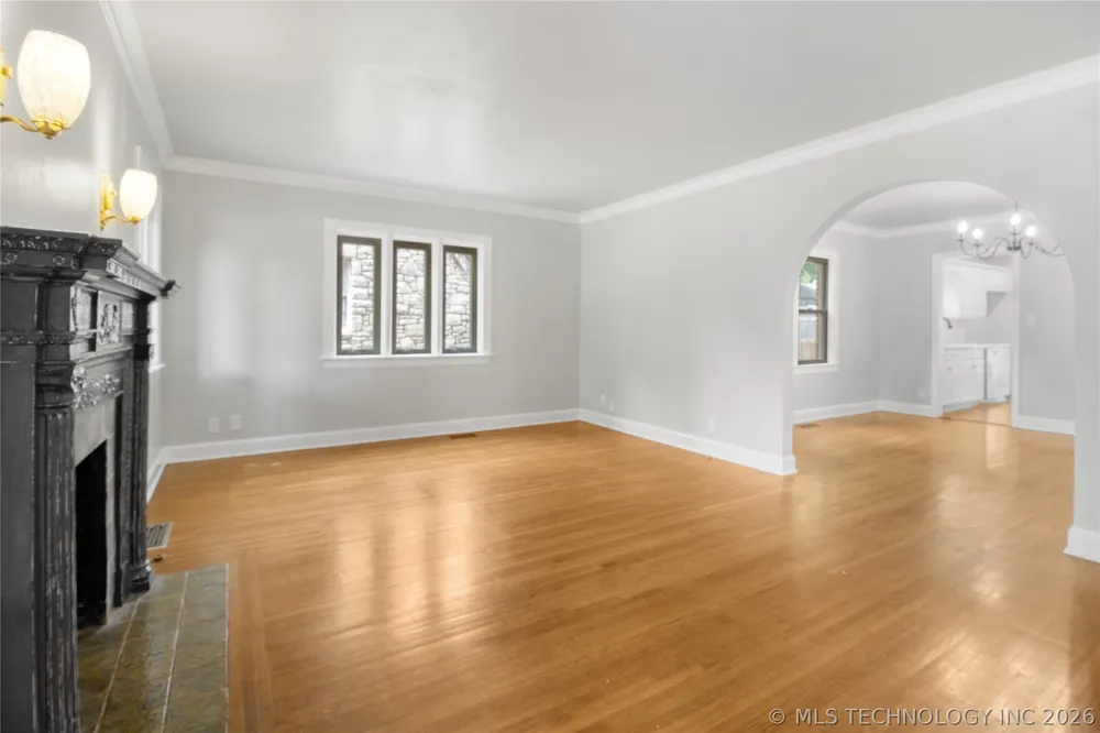 1535 S Delaware Place Tulsa, OK 74104