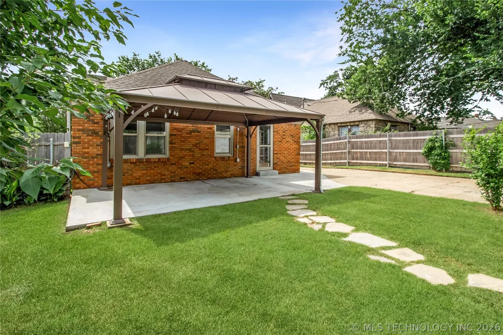 1535 S Delaware Place Tulsa, OK 74104