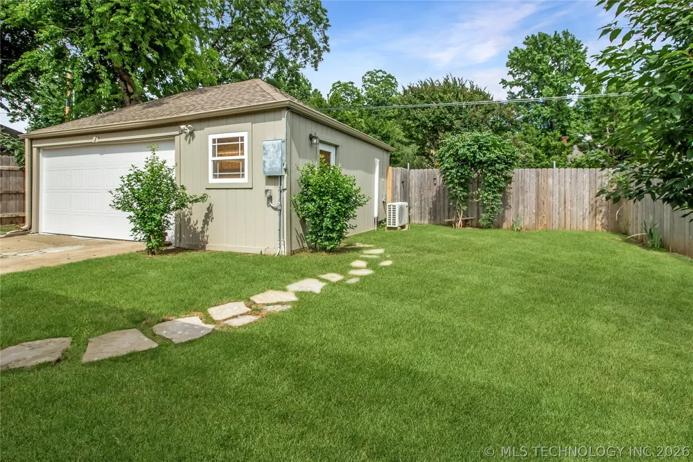 1535 S Delaware Place Tulsa, OK 74104