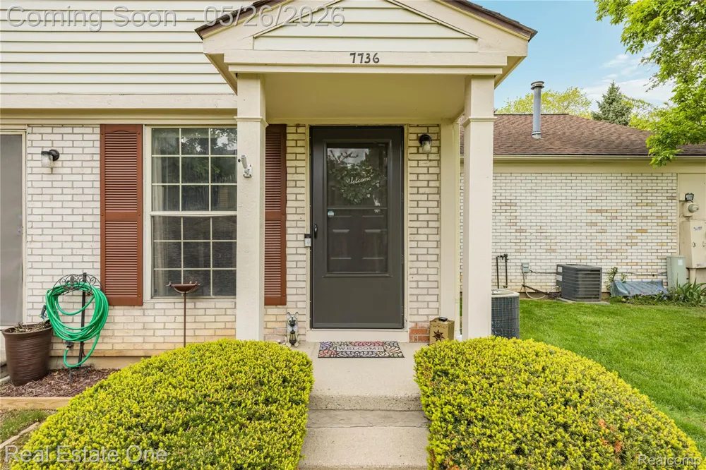 7736 Lake Ridge Drive Waterford Charter Township, MI 48327