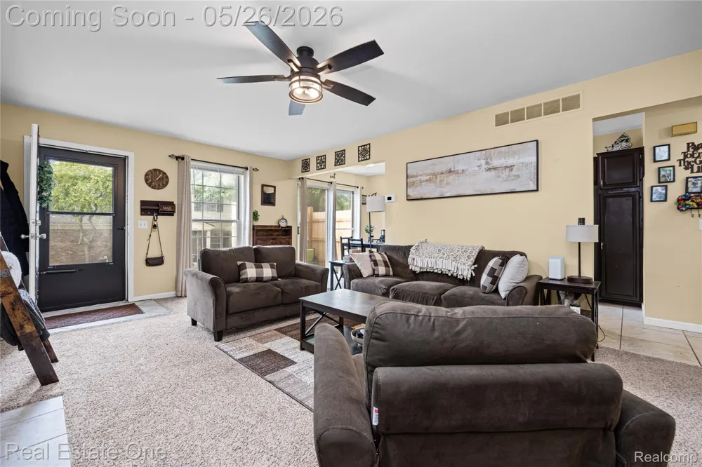 7736 Lake Ridge Drive Waterford Charter Township, MI 48327