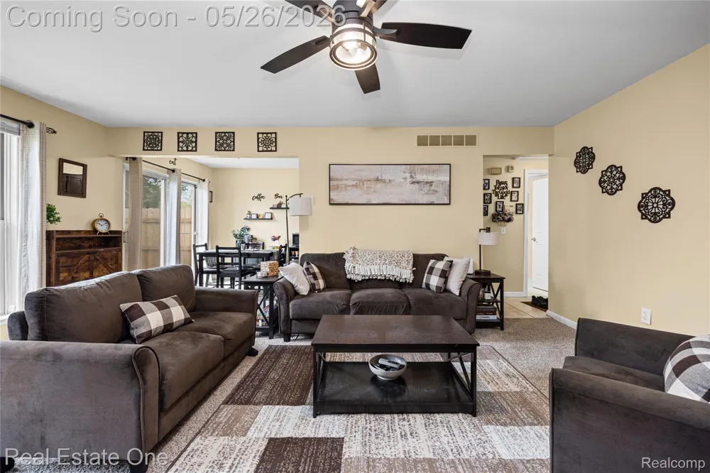 7736 Lake Ridge Drive Waterford Charter Township, MI 48327