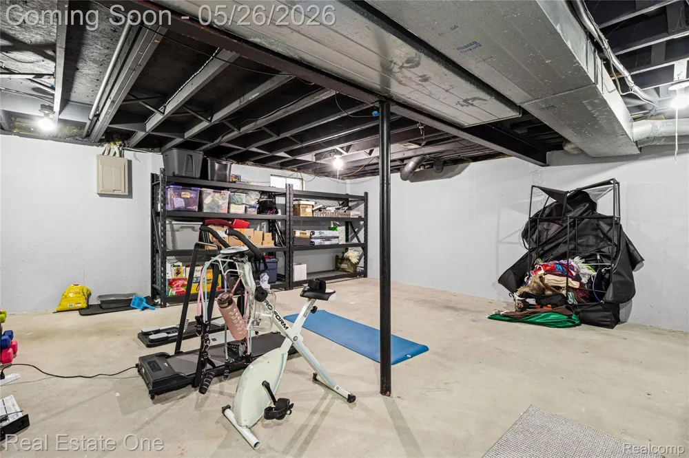 7736 Lake Ridge Drive Waterford Charter Township, MI 48327