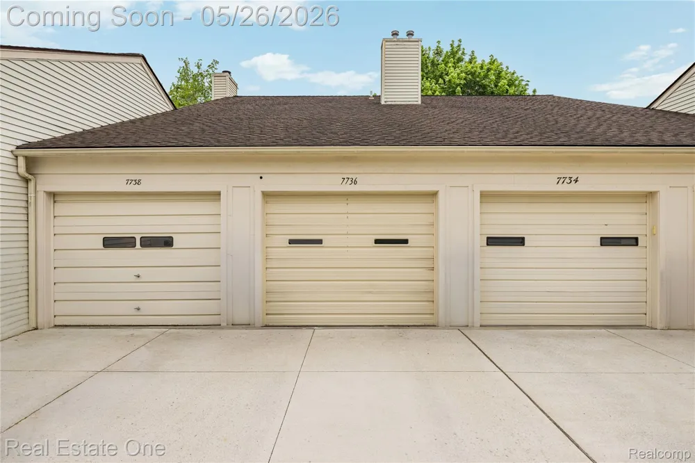 7736 Lake Ridge Drive Waterford Charter Township, MI 48327