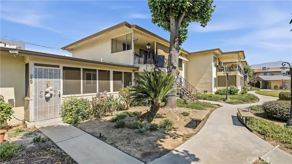 229 De Anza San Gabriel, CA 91776