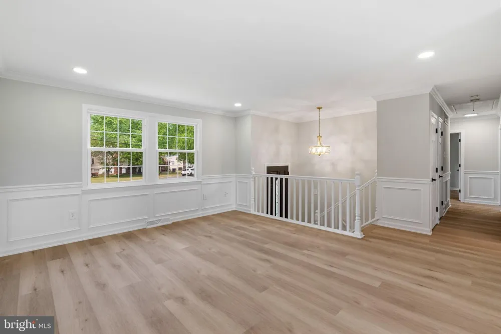250 FAIRVIEW AVENUE West Berlin, NJ 08091