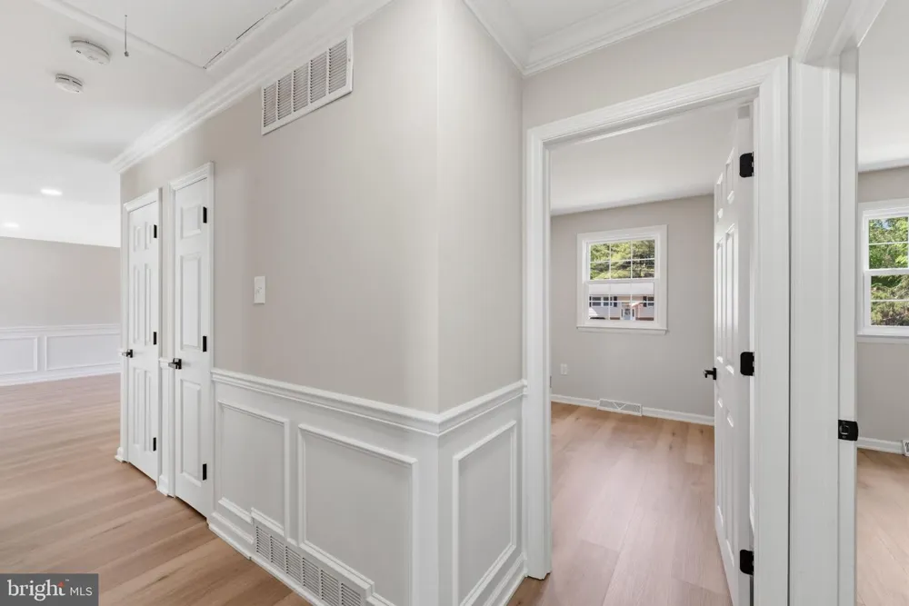 250 FAIRVIEW AVENUE West Berlin, NJ 08091
