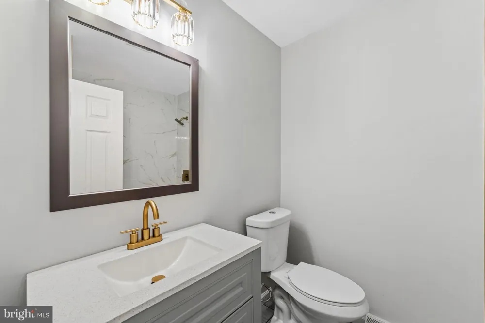 250 FAIRVIEW AVENUE West Berlin, NJ 08091