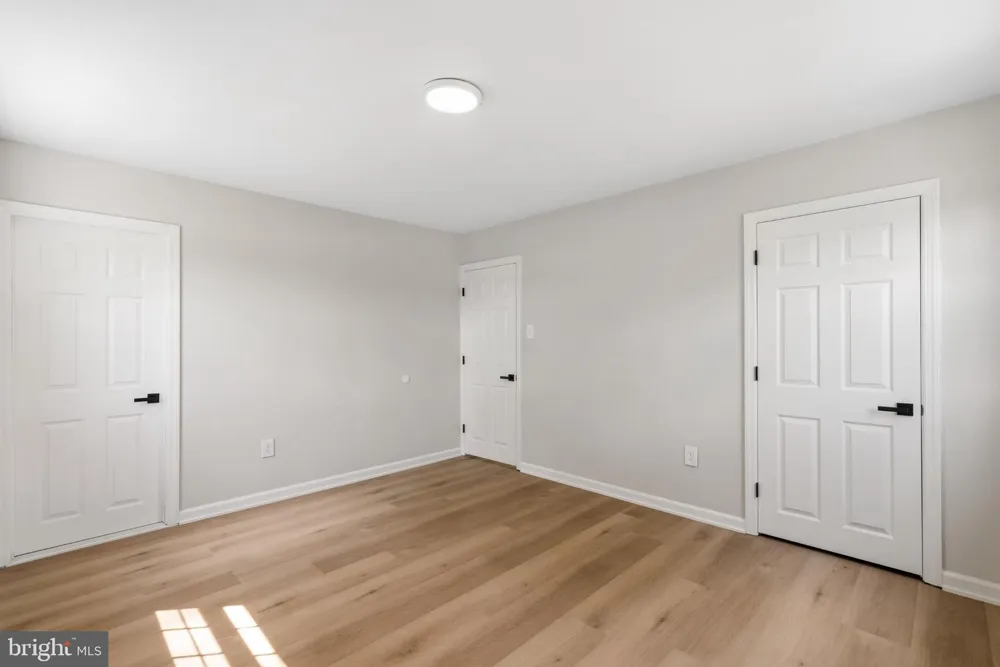 250 FAIRVIEW AVENUE West Berlin, NJ 08091
