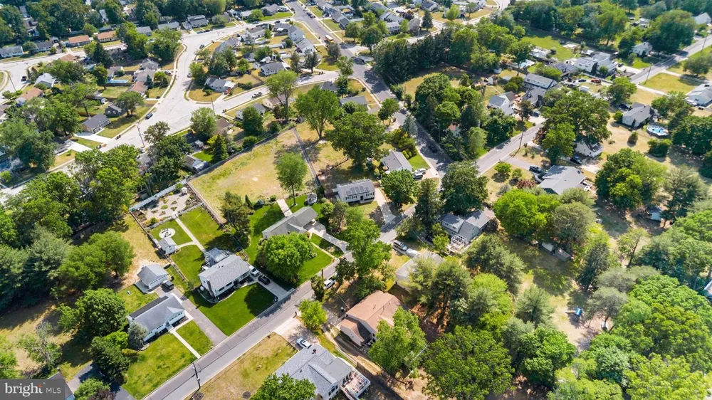 250 FAIRVIEW AVENUE West Berlin, NJ 08091