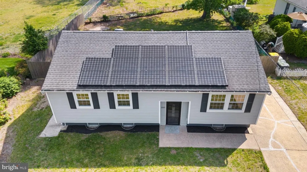 250 FAIRVIEW AVENUE West Berlin, NJ 08091