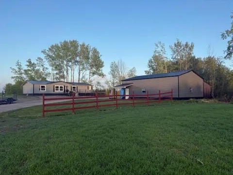 3775 16 Mile