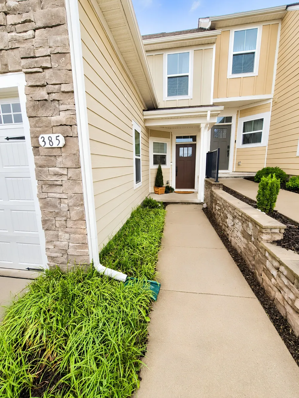 385 S Downs Cir Goodlettsville, TN 37072