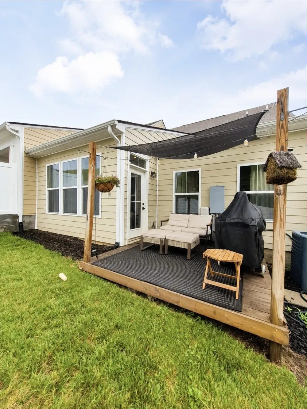 385 S Downs Cir Goodlettsville, TN 37072