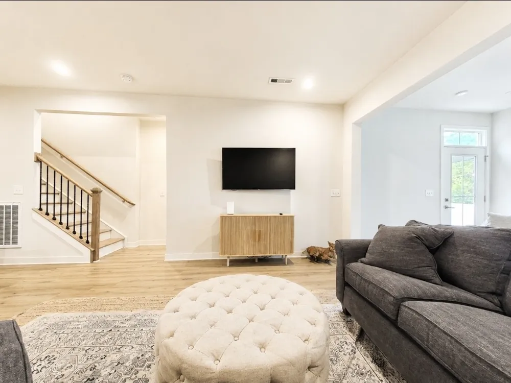 385 S Downs Cir Goodlettsville, TN 37072