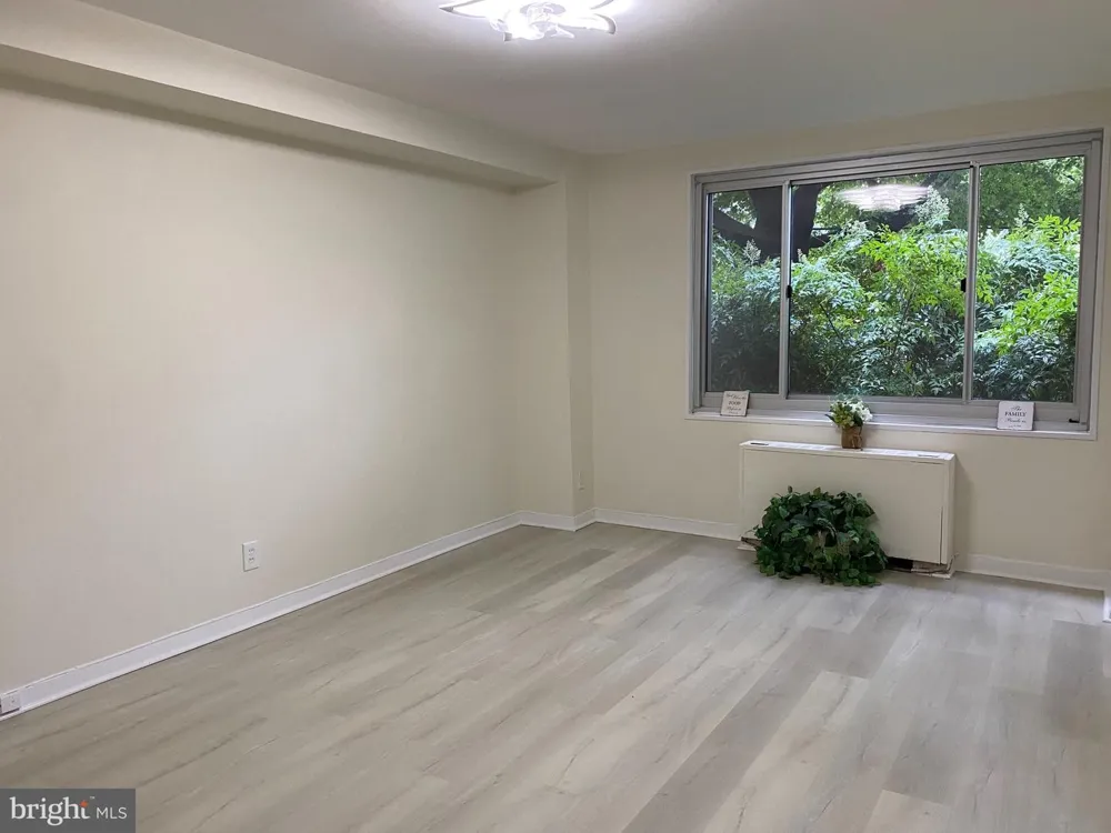 1900 LYTTONSVILLE ROAD #114 Silver Spring, MD 20910