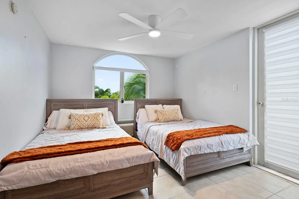 90 CANDELERO DR #84 Humacao, PR 00791