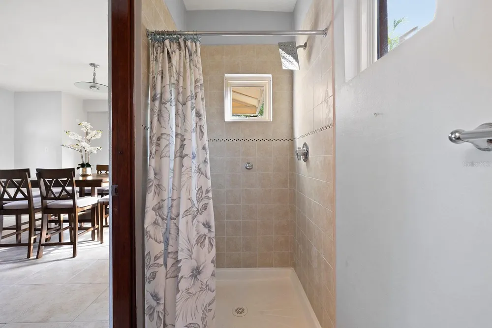 90 CANDELERO DR #84 Humacao, PR 00791