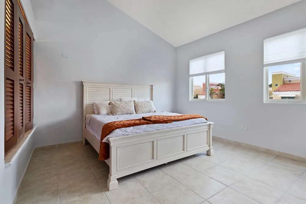 90 CANDELERO DR #84 Humacao, PR 00791