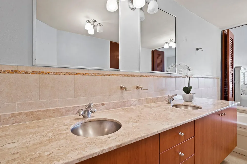 90 CANDELERO DR #84 Humacao, PR 00791