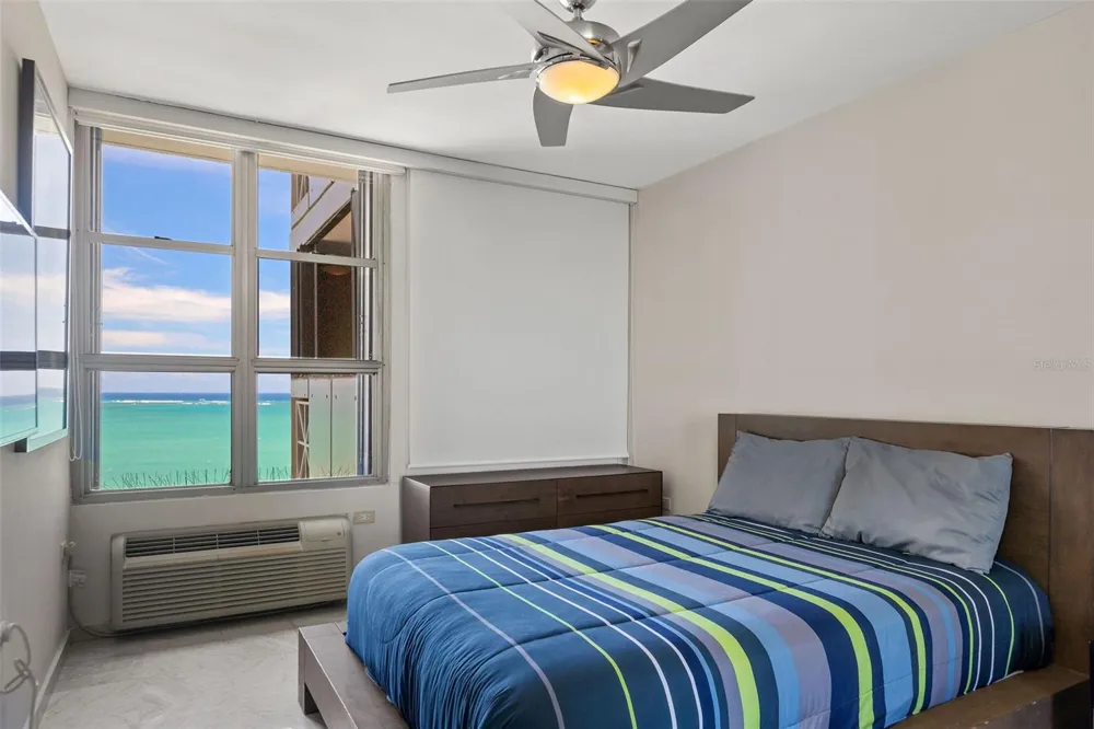 Plaza Atlantico AVE ISLA VERDE #1002 Carolina, PR 00979