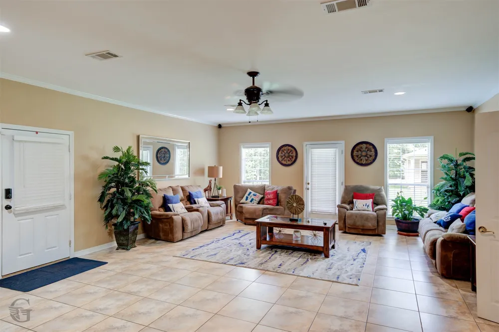 5964 Hwy 6 Natchitoches, LA 71457