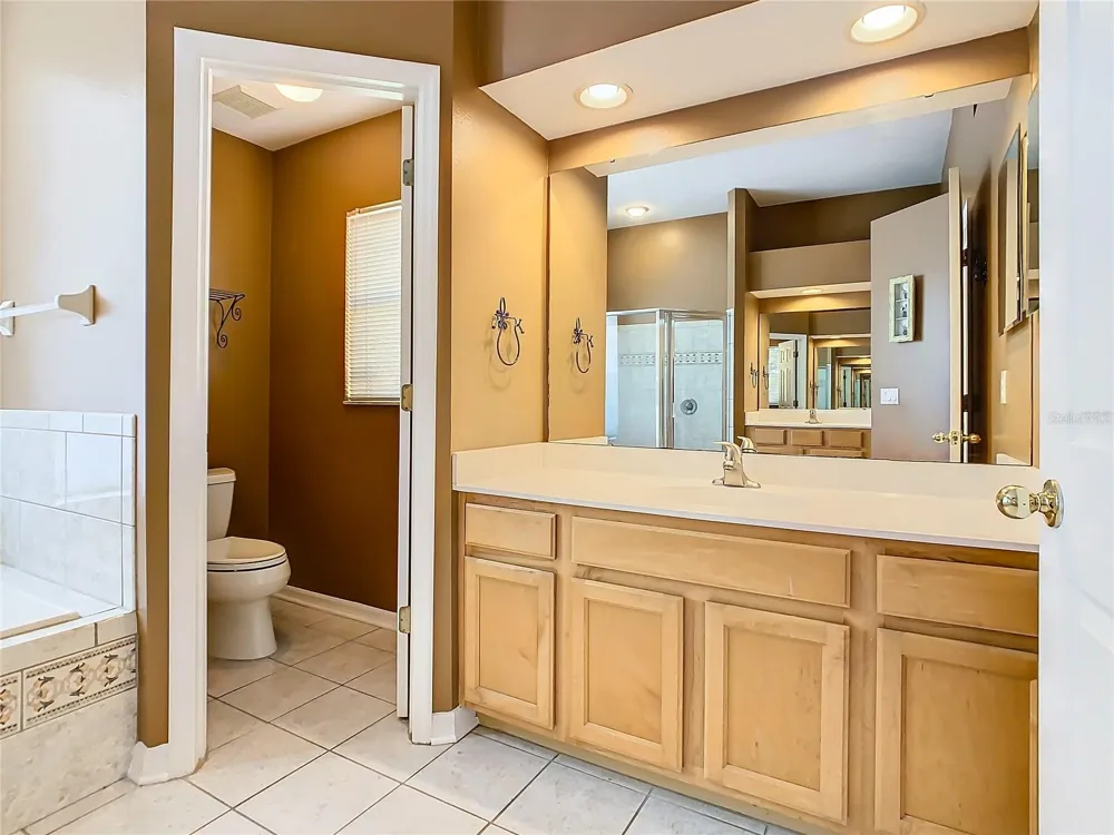 4925 BRIGHTMOUR CIRCLE Orlando, FL 32837
