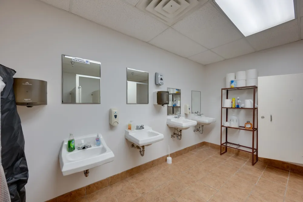240 E Cedar St Goodlettsville, TN 37072