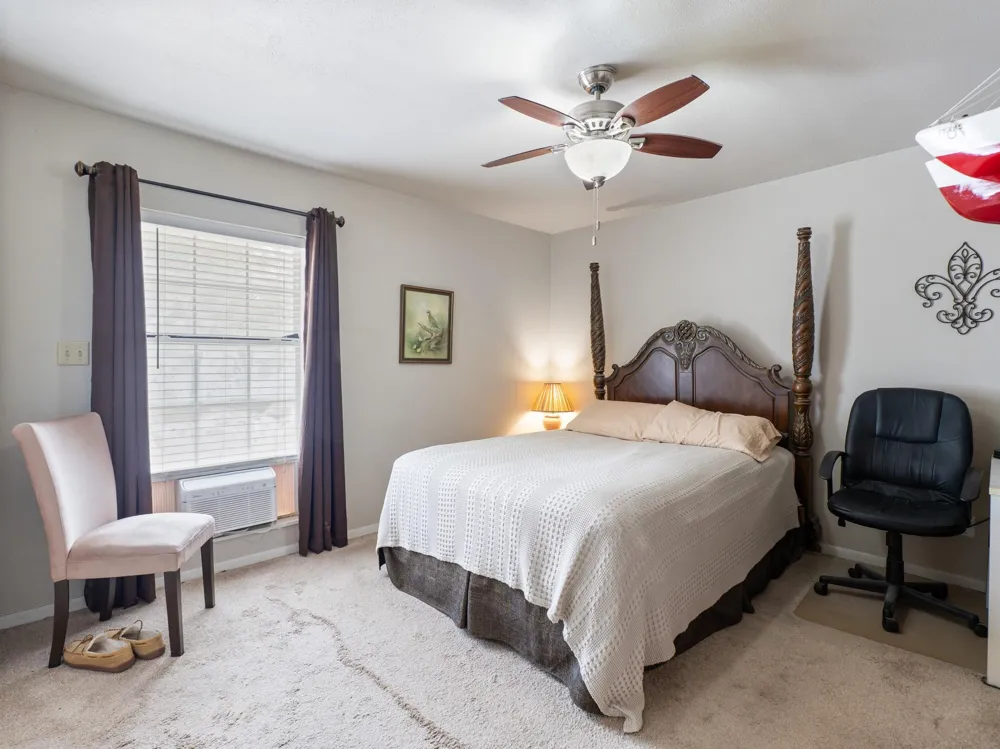 1103 Green Avenue Palacios, TX 77465