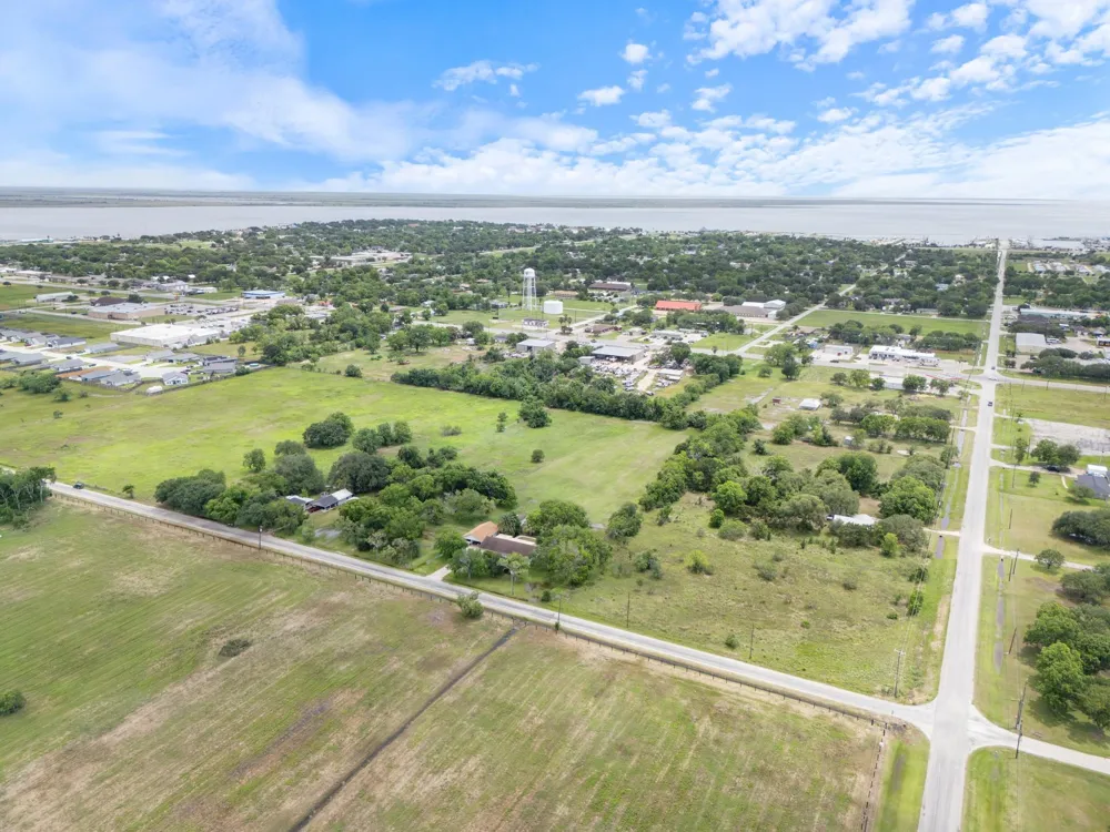 1103 Green Avenue Palacios, TX 77465