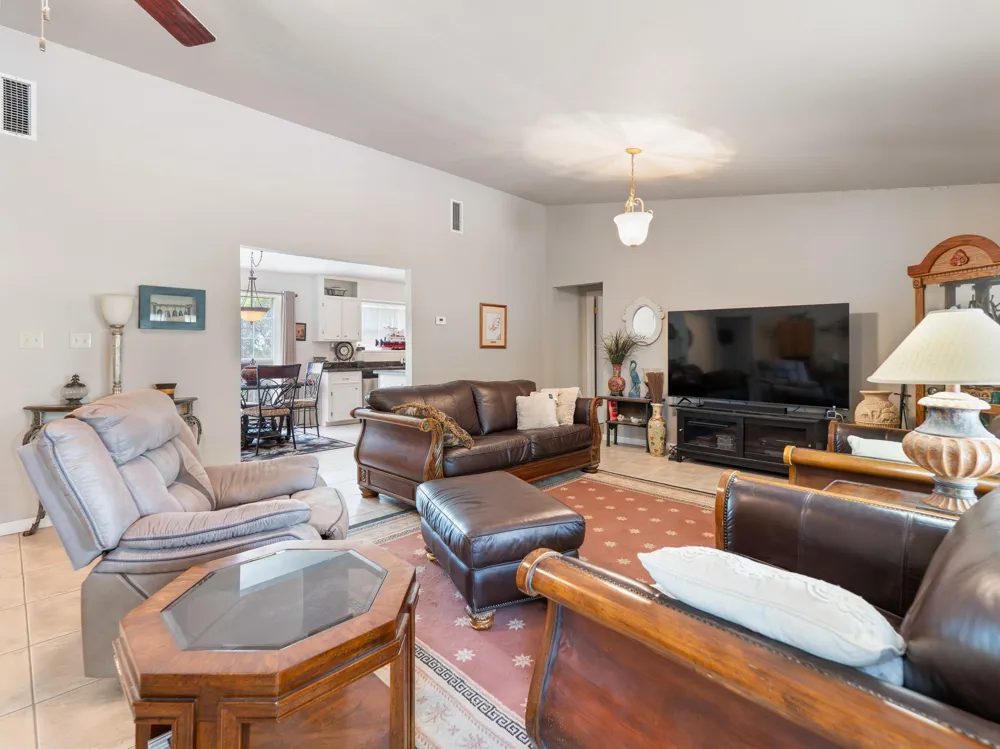 1103 Green Avenue Palacios, TX 77465